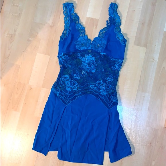 LA PERLA Desert Rose Leavers lace&silk chemiseNWOT - Picture 3 of 10